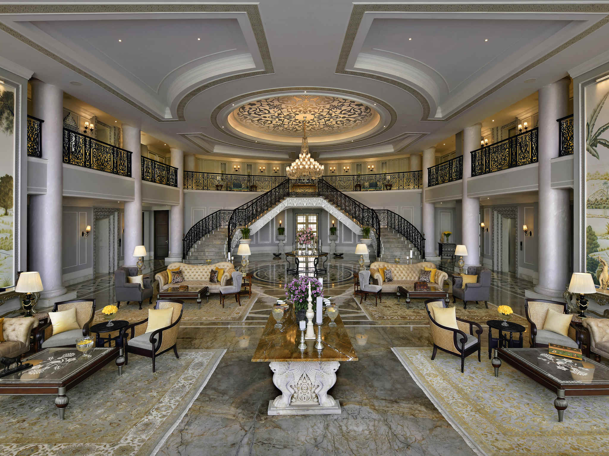https://all.accor.com/B068